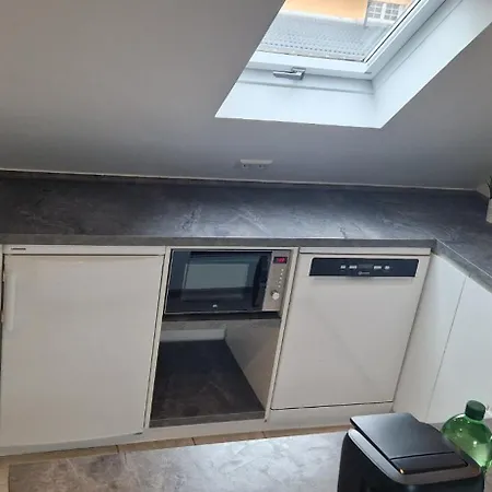 Utopia Apartment *
